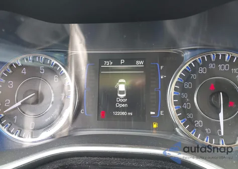 2016 Chrysler 200 Limited z USA, uszkodzony, nr VIN 1C3CCCAB0GN142615